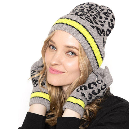 Empire Cove Winter Set Knit Leopard Striped Beanie and Touch Screen Gloves Gift Set-Beige-