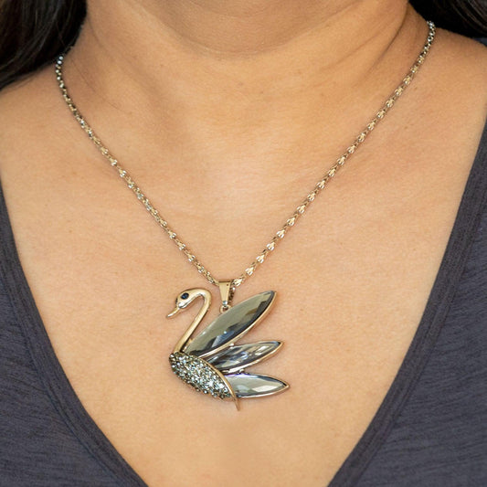 Empire Cove Swan Pendant Necklace Silver Toned Rhinestone Fashion Jewelry-